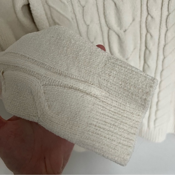 J.Jill White Chenille Cable Knit Sweater Size M Cozy Preppy Capsule - Picture 4 of 7